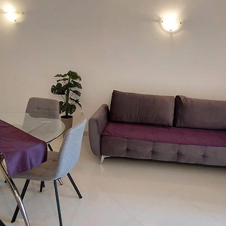 Apartments Mestral Башка-Вода Екстер'єр фото
