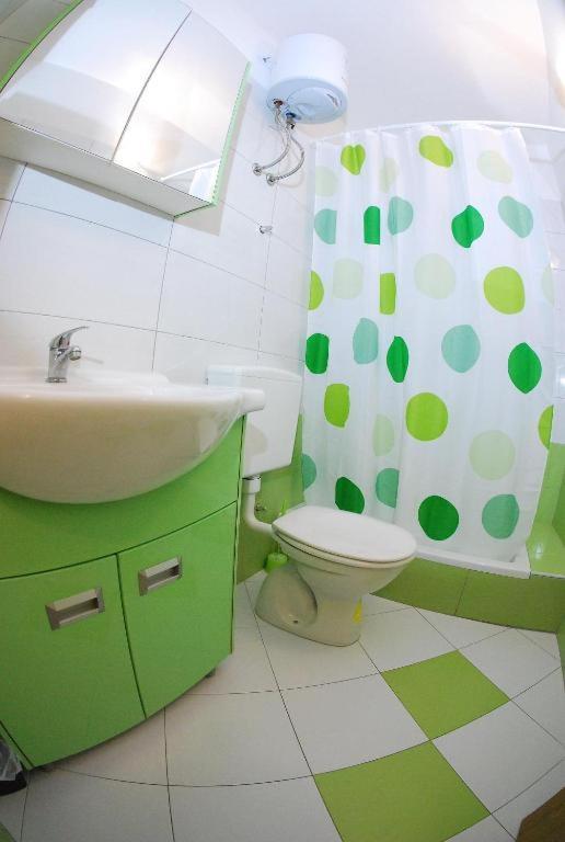 Apartments Mestral Башка-Вода Екстер'єр фото