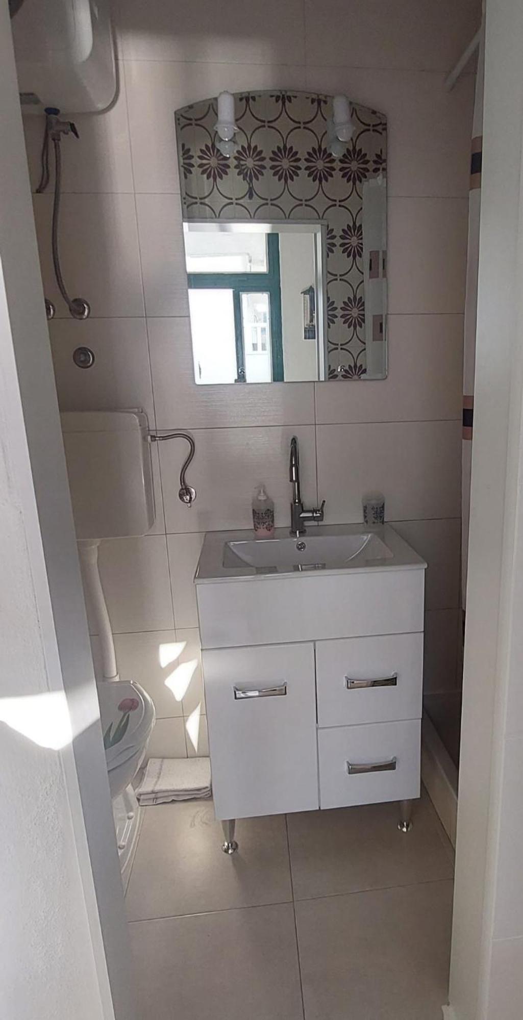 Apartments Mestral Башка-Вода Екстер'єр фото